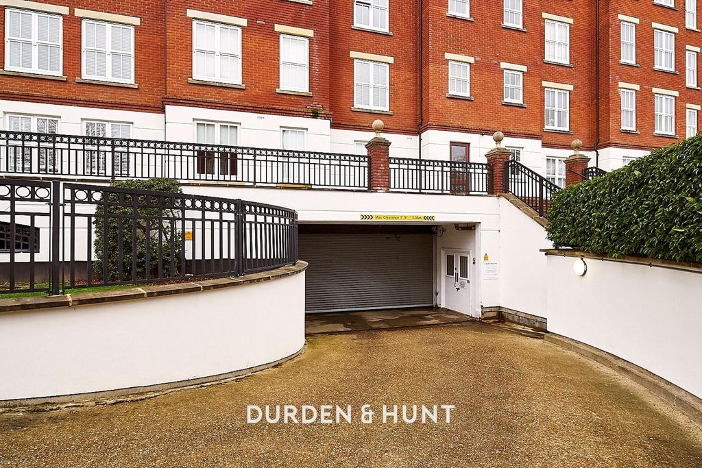 Additional image 18 of 2 bed flat for saleThe Boulevard, Woodford Green IG8