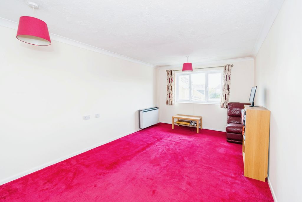 Additional image 5 of 1 bed flat for saleChestnut Lodge, Southampton SO16