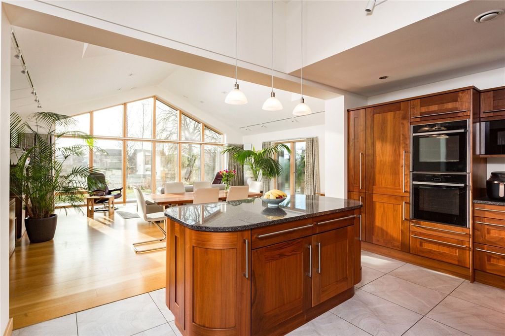 Additional image 3 of 4 bed detached house for saleWillow Grove, York, North Yorkshire YO31