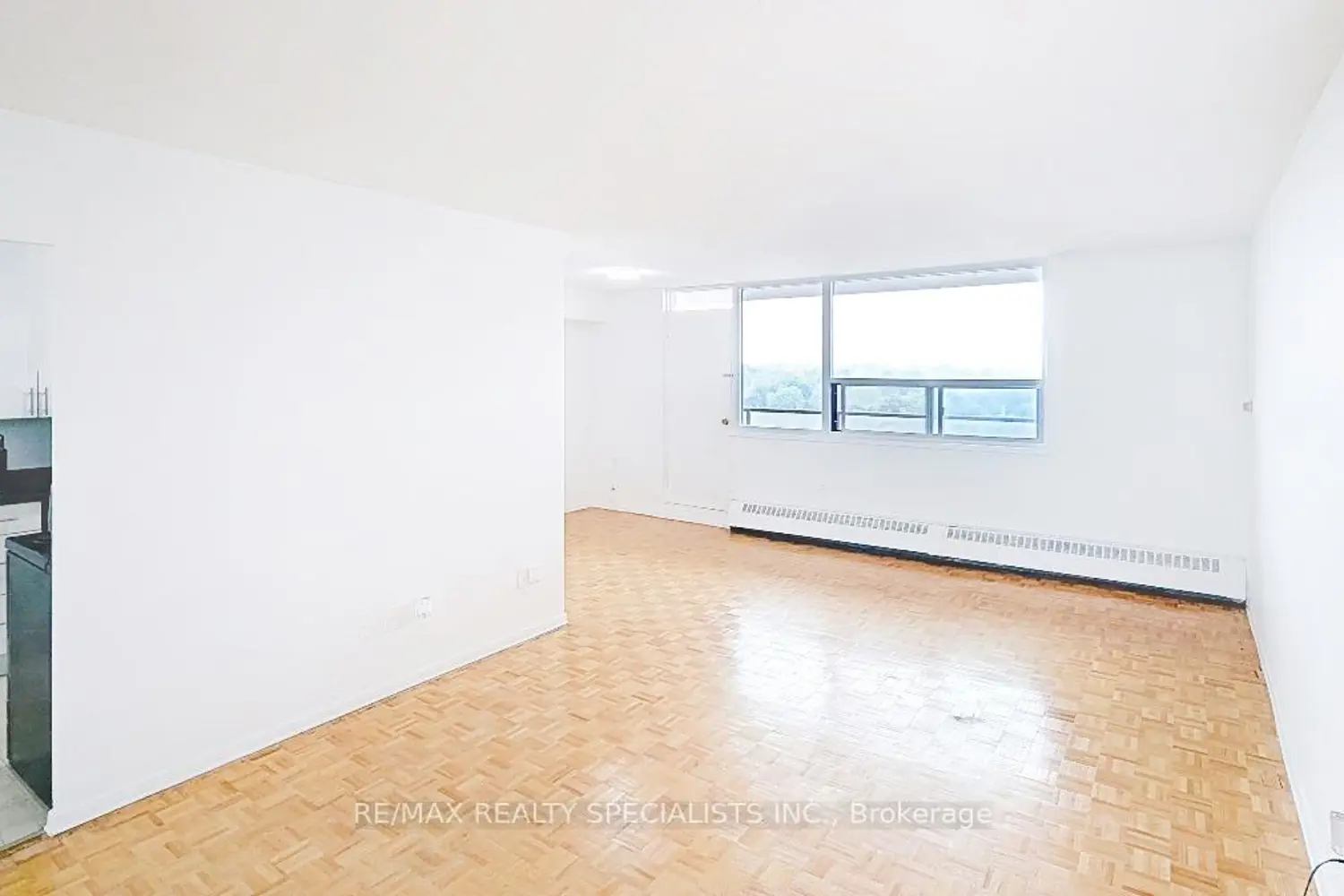 Additional image 6 of 180 Markham Road 1201