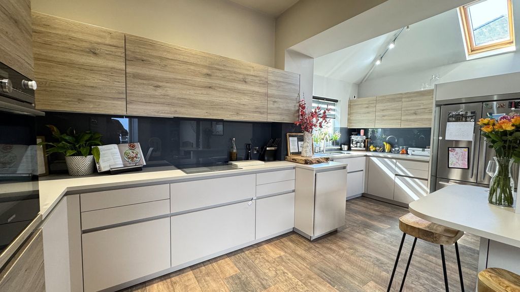 Additional image 2 of 5 bed detached house for saleStation Road, Horrabridge, Yelverton PL20