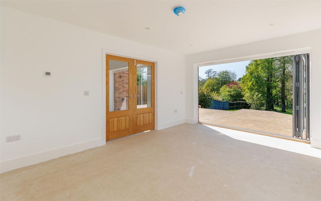 Additional image 10 of 5 bed property for saleBlackwater, Isle Of Wight PO30