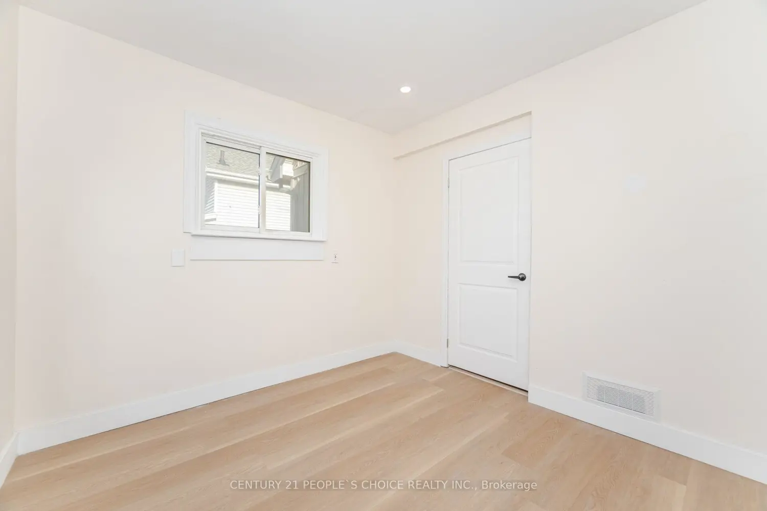 Additional image 10 of 45 Wellington Street