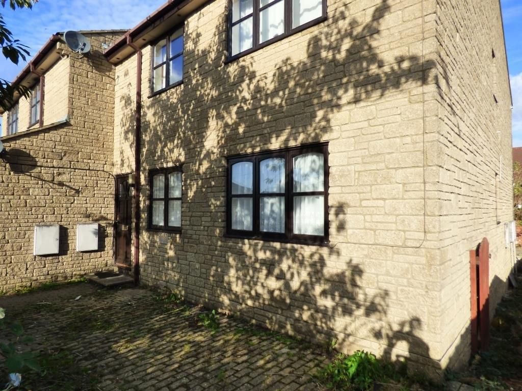 Additional image 9 of 2 bed flat for saleRose Court, Gillingham SP8