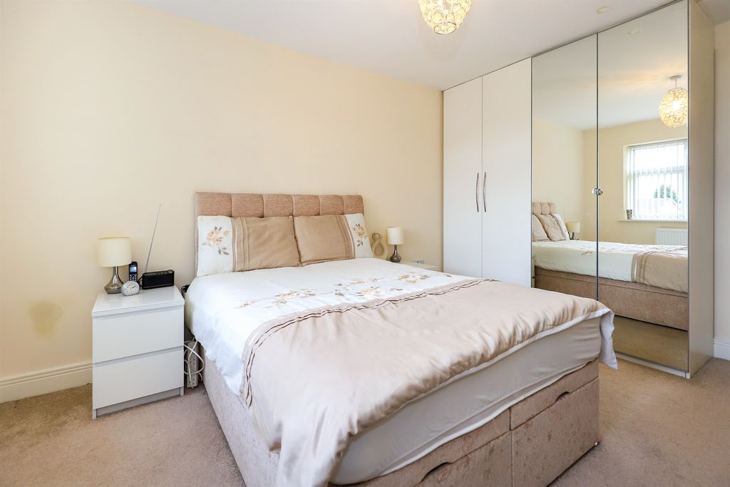 Additional image 14 of 6 bed detached house for saleWhimsey Close, Willenhall WV12
