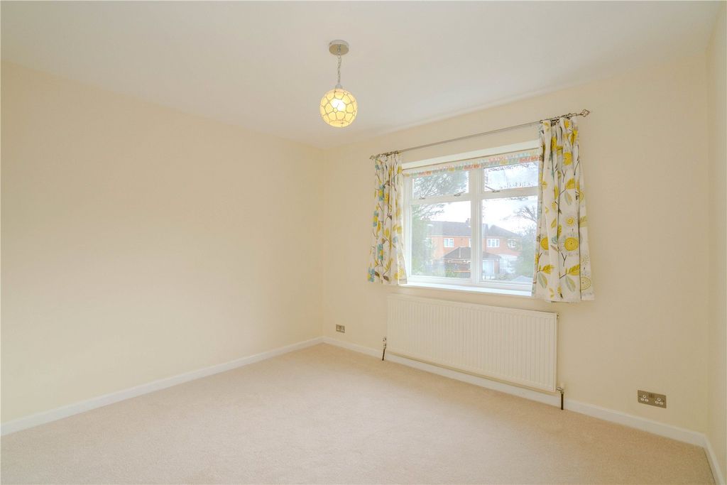 Additional image 8 of 3 bed semi-detached house for saleMaguire Drive, Richmond TW10