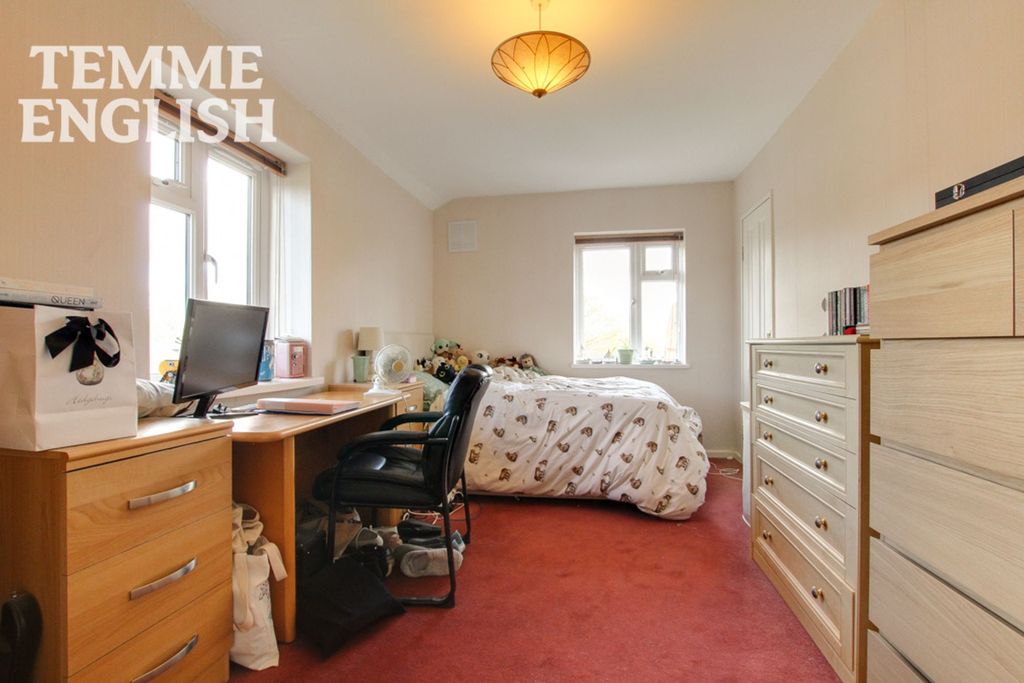 Additional image 10 of 2 bed maisonette for saleRettendon View, Wickford SS11
