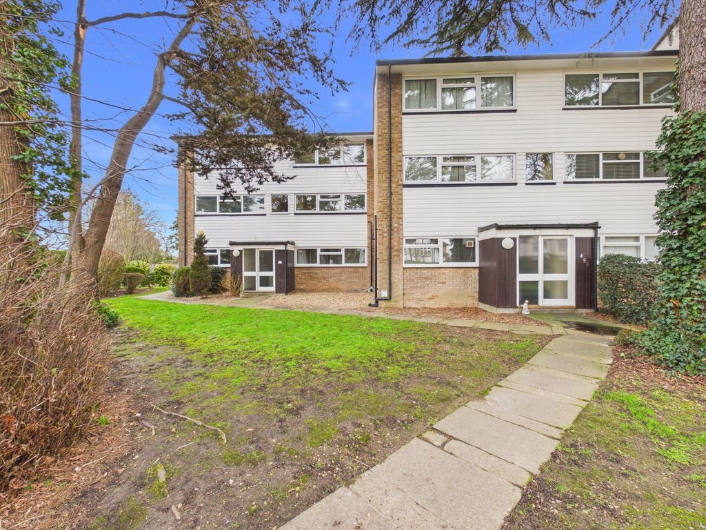 Additional image 2 of 2 bed flat for saleFordbridge Road, Ashford, Surrey TW15