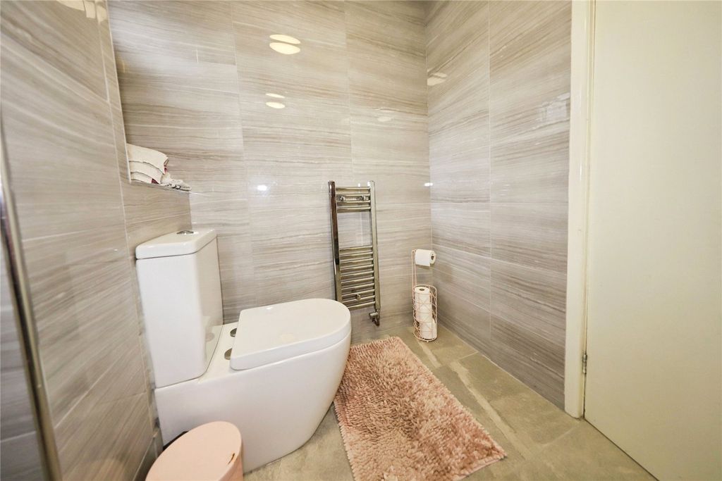 Additional image 5 of 2 bed flat for saleBromfield Court, Mount Road, Tettenhall Wood, Wolverhampton WV6