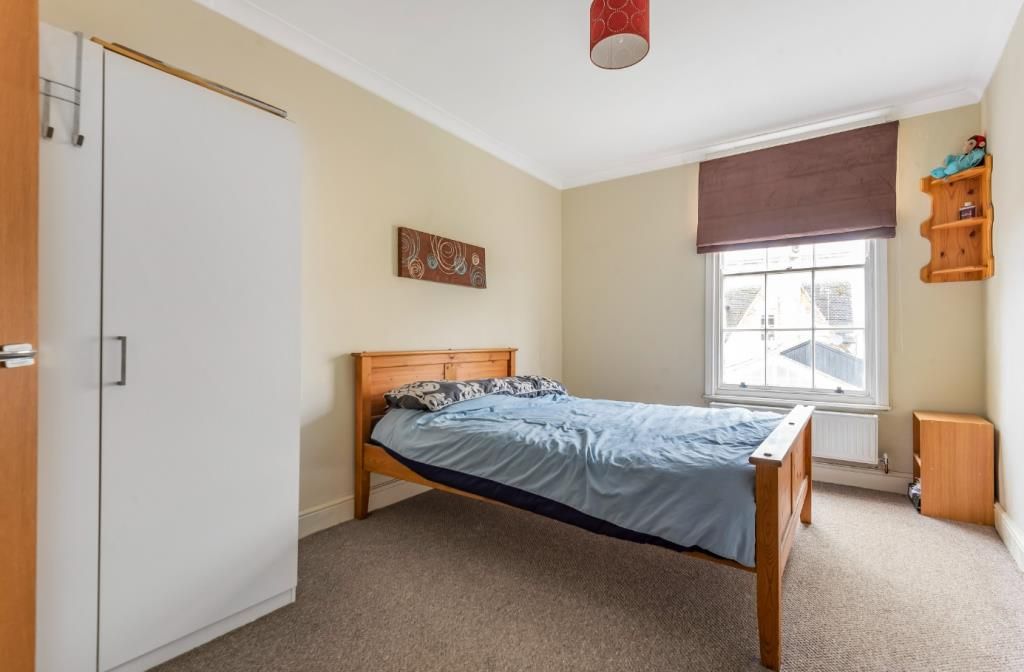 Additional image 3 of 4 bed flat for saleWitney, Oxfordshire OX28