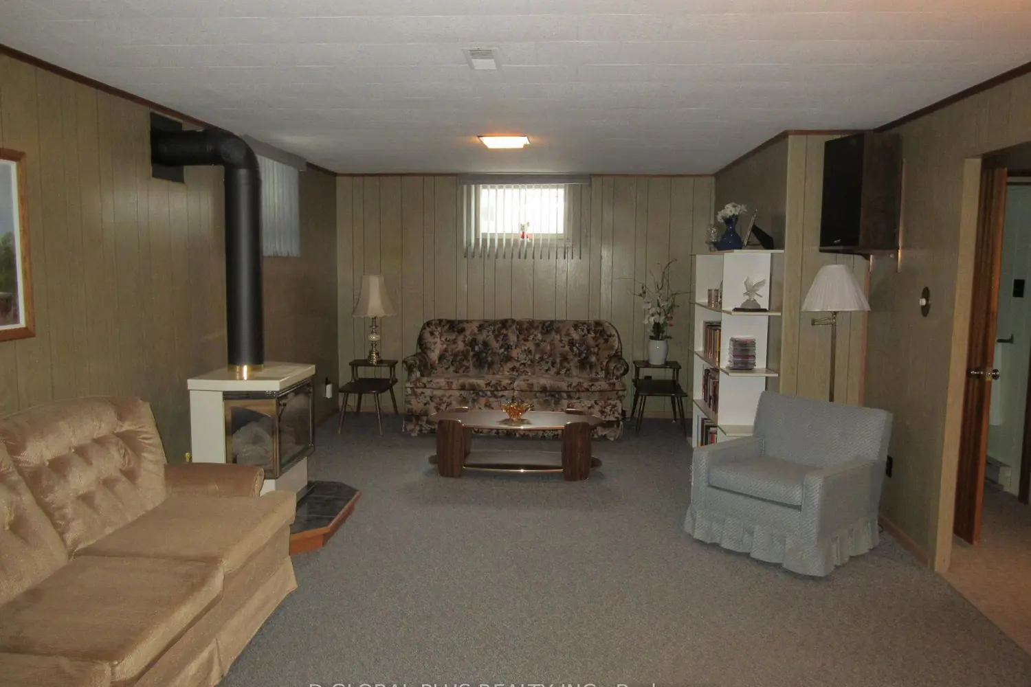 Additional image 9 of 438 Beach Avenue