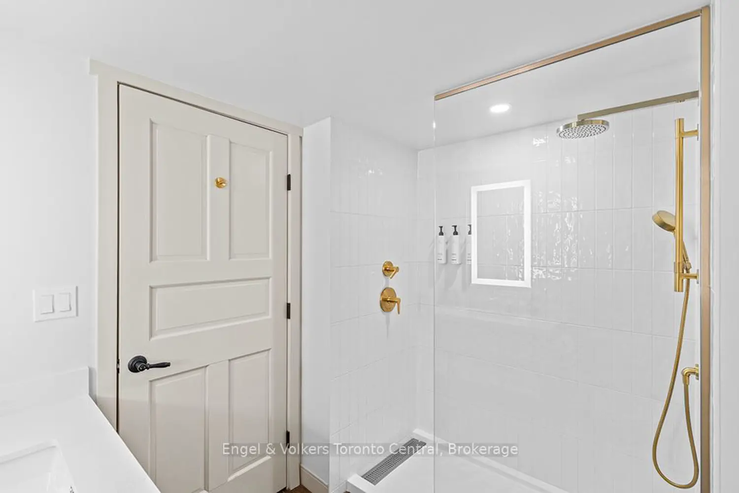 Additional image 14 of 190 Jozo Weider Boulevard 311