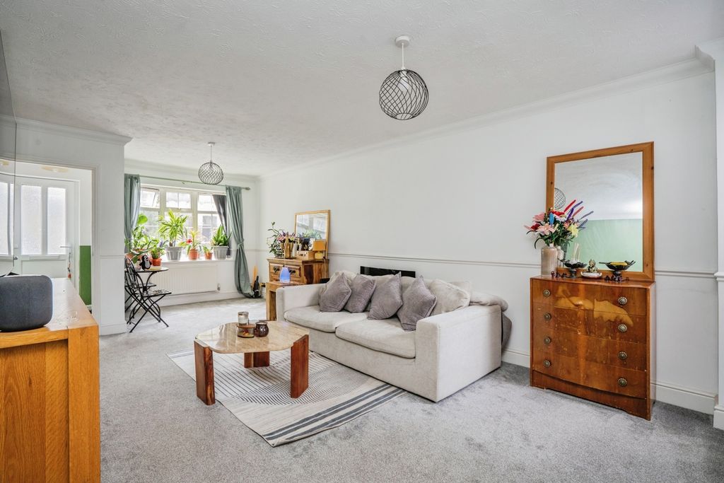 Additional image 2 of 3 bed terraced house for saleRanelagh Road, Portsmouth, Hampshire PO2