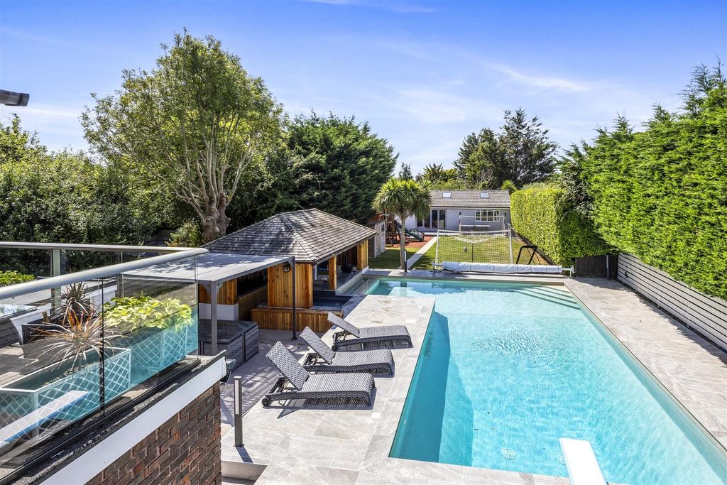 Additional image 21 of 5 bed detached house for saleMill Lane, Worthing BN13