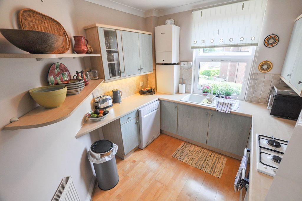 Additional image 6 of 2 bed flat for saleCranfield Avenue, Wimborne BH21