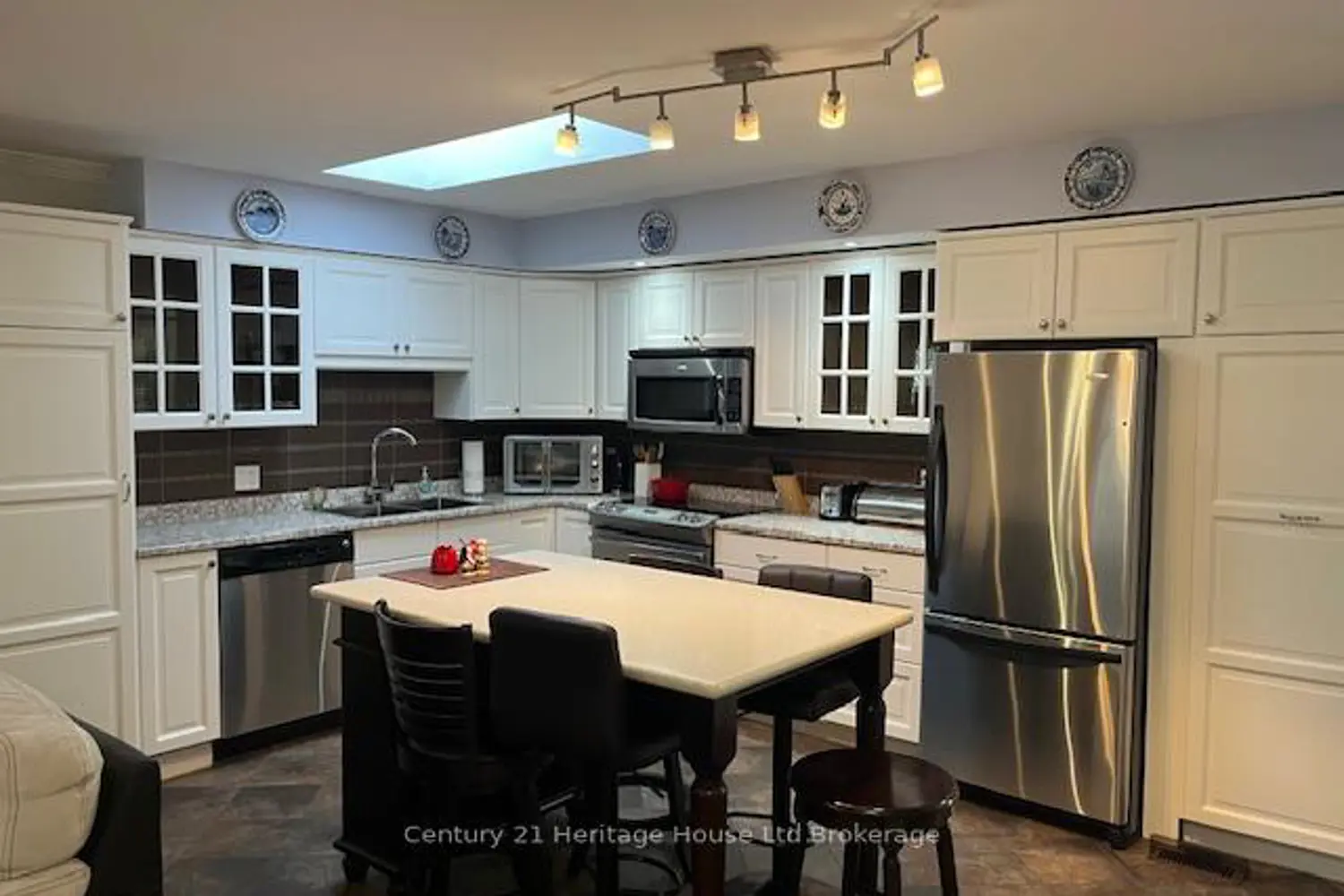 Additional image 3 of 65 Edwin Crescent