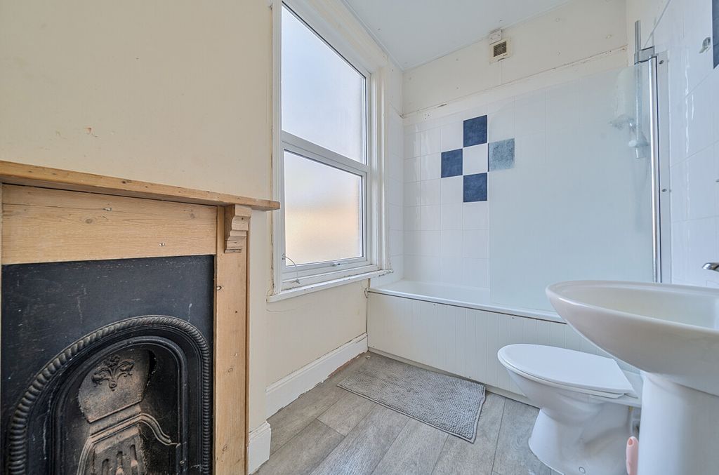 Additional image 7 of 4 bed end terrace house for saleHarold Road, Southsea, Hampshire PO4