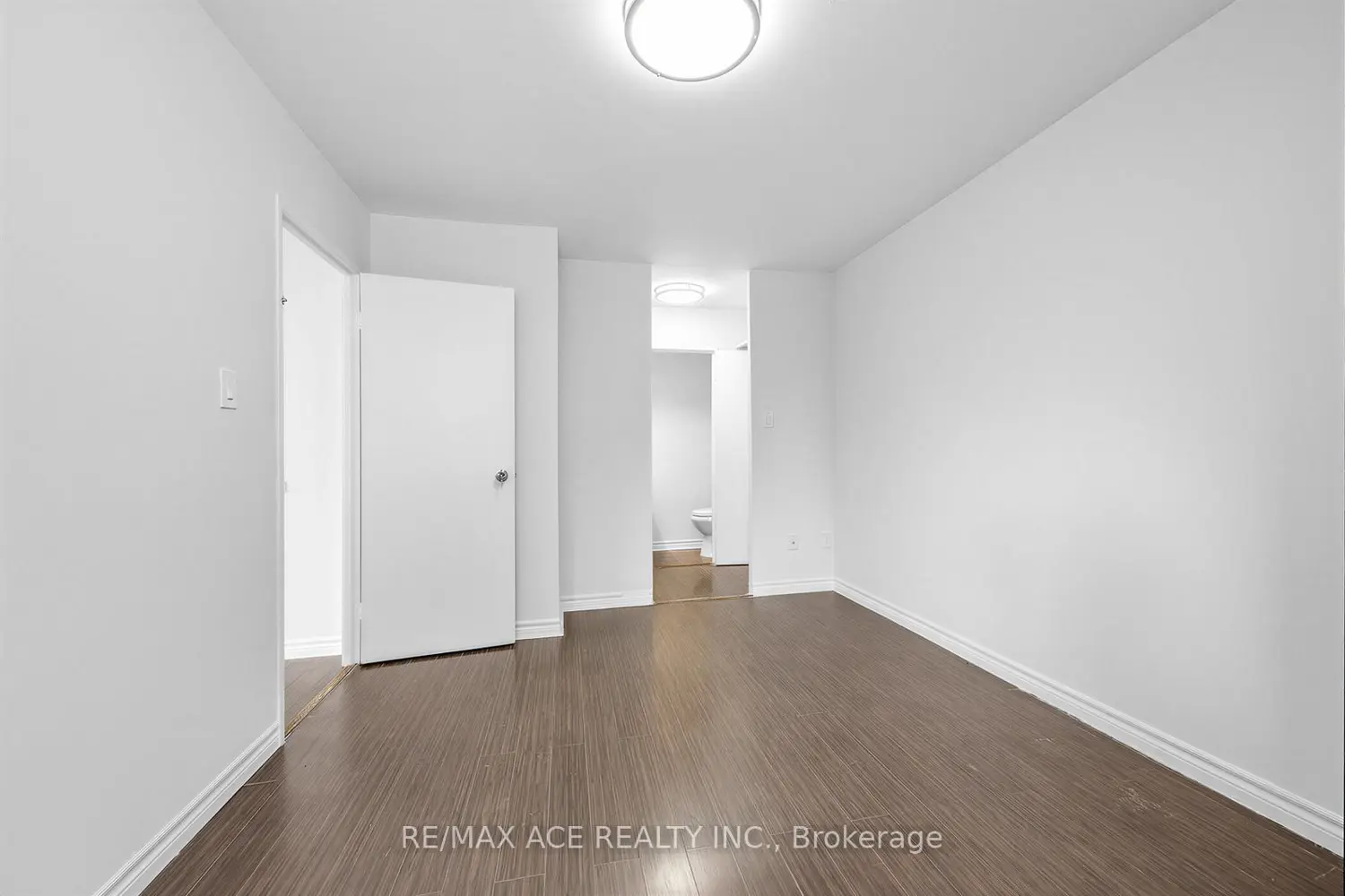 Additional image 11 of 1690 Victoria Park Avenue 204