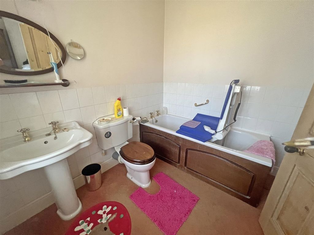 Additional image 6 of 3 bed detached house for saleTalybont, Aberystwyth SY24