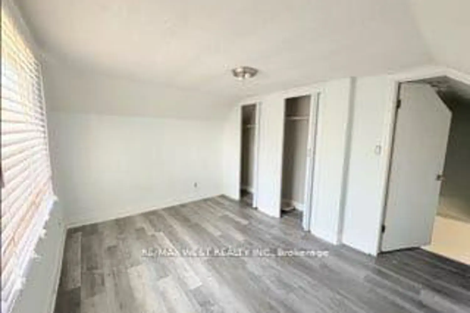 Additional image 4 of 643 Charles Street