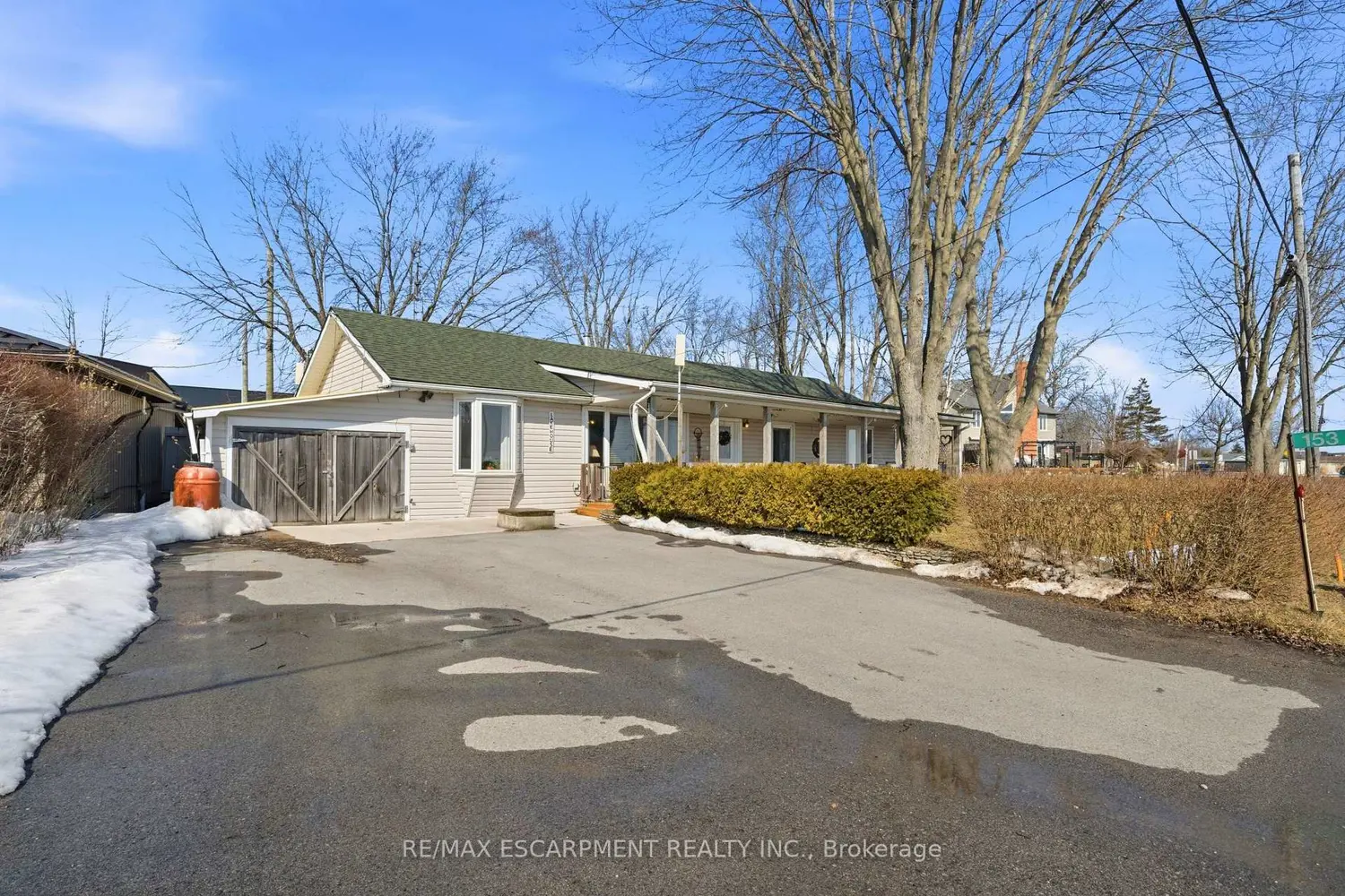 153 Blue Water Parkway