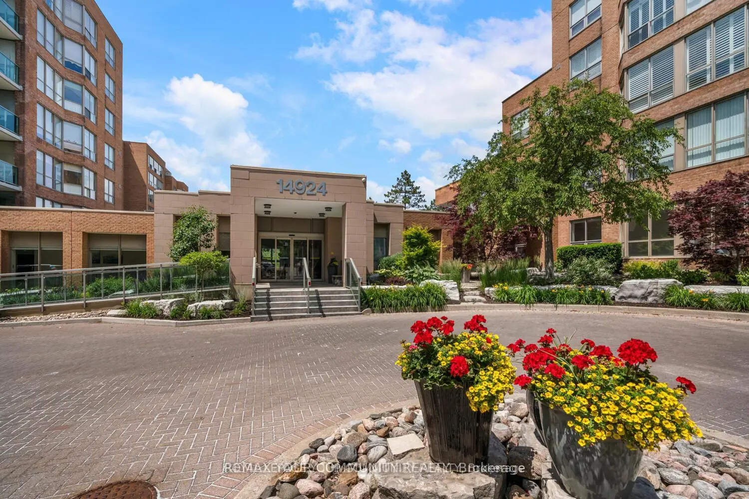 Additional image 15 of 14924 Yonge Street 305