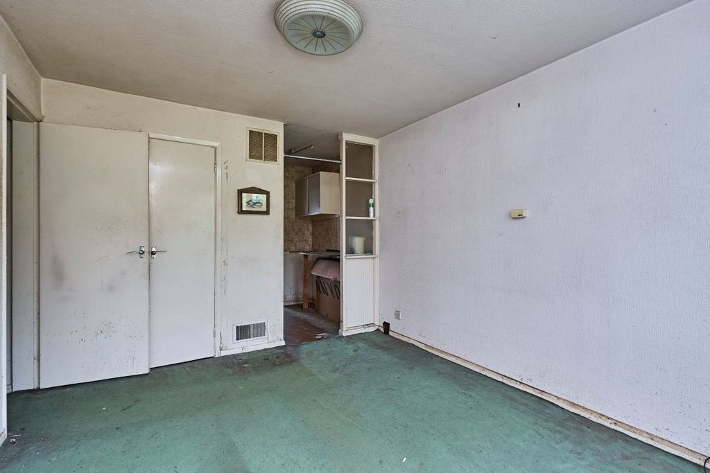 Additional image 3 of 1 bed maisonette for sale30 Treetops Drive, Willenhall WV12