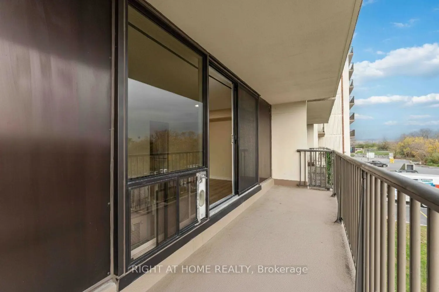 Additional image 18 of 665 Bathgate Drive 311