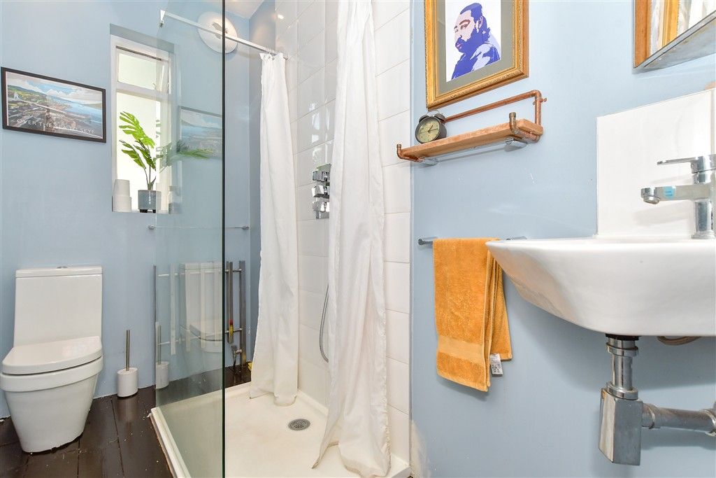 Additional image 8 of 2 bed maisonette for saleGlebe Avenue, Woodford Green, Essex IG8