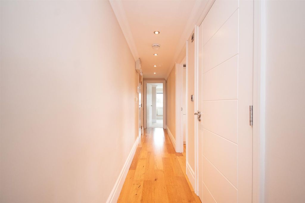 Additional image 6 of 2 bed flat for saleThe Ridge, Hastings TN34