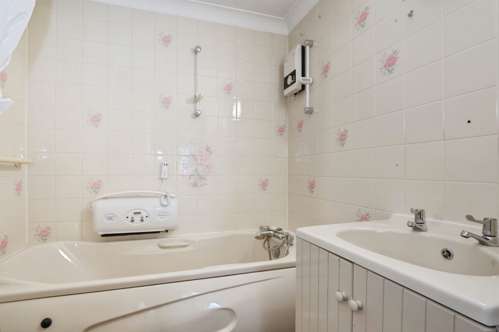 Additional image 8 of 1 bed flat for saleGrosvenor Road, Southampton SO17