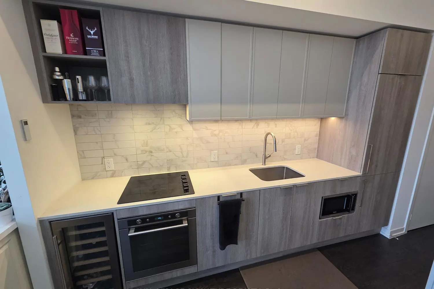 Additional image 13 of 2020 Bathurst Street 210