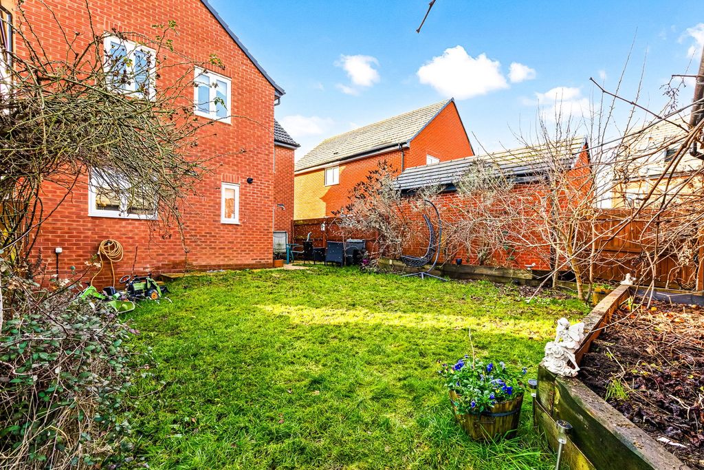 Additional image 10 of 4 bed detached house for saleHawthorn Grove, Sapcote, Leicester LE9