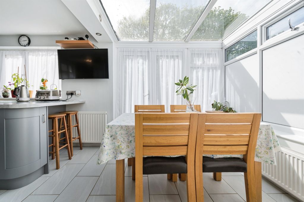 Additional image 9 of 2 bed detached bungalow for saleWoodmill Lane, Southampton SO18