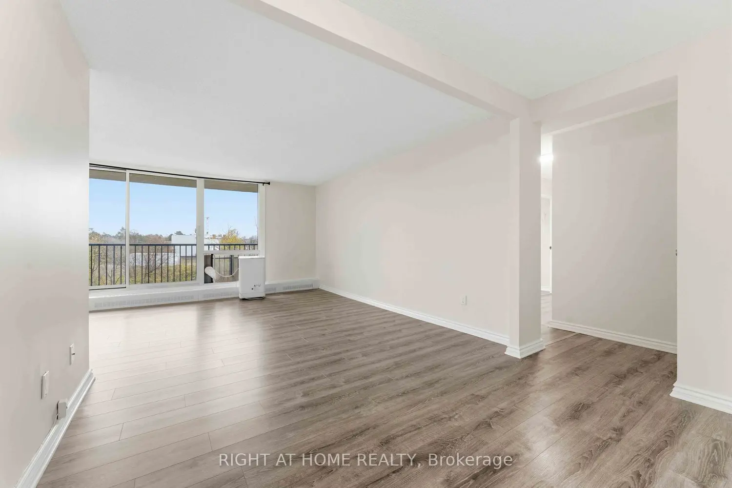 Additional image 2 of 665 Bathgate Drive 311