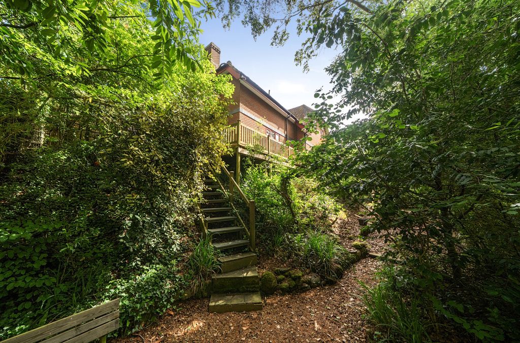 Additional image 25 of 5 bed detached house for saleWinchester Road, Bassett, Southampton, Hampshire SO16