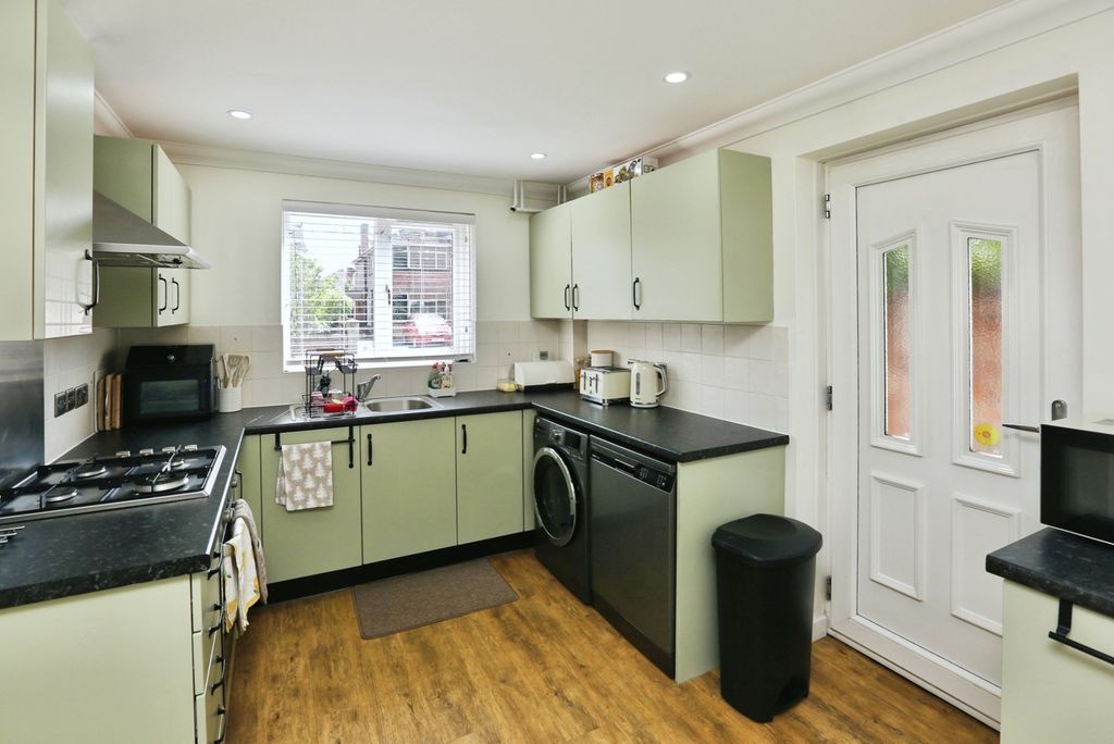 Additional image 3 of 4 bed end terrace house for saleAlexandra Road, Southampton, Hampshire SO15