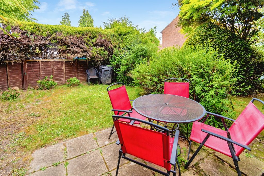 Additional image 11 of 2 bed flat for saleNorthlands Road, Southampton SO15