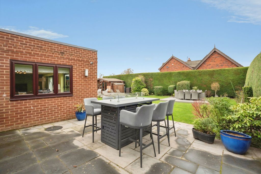 Additional image 62 of 4 bed detached house for saleHough Green Road, Widnes WA8