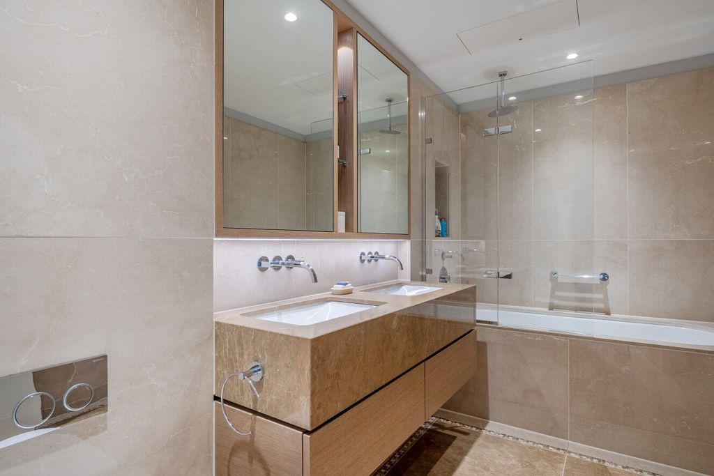 Additional image 6 of 2 bed flat for saleRichmond Hill, Richmond TW10