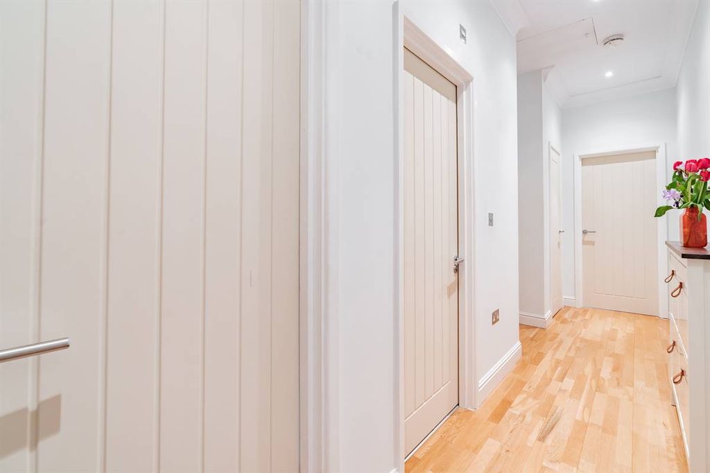 Additional image 4 of 2 bed flat for saleGraystone Road, Tankerton, Whitstable CT5