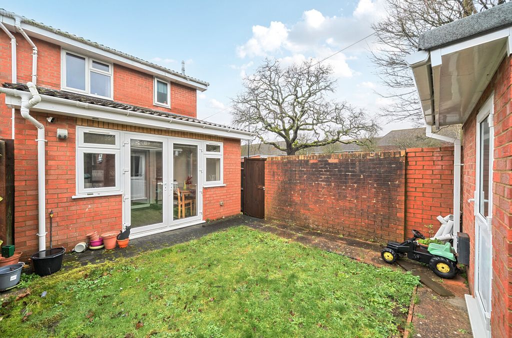 Additional image 13 of 3 bed semi-detached house for saleWatts Close, Maybush, Southampton, Hampshire SO16