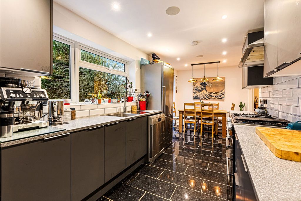 Additional image 9 of 5 bed semi-detached house for saleAmbion Rise, Market Bosworth CV13
