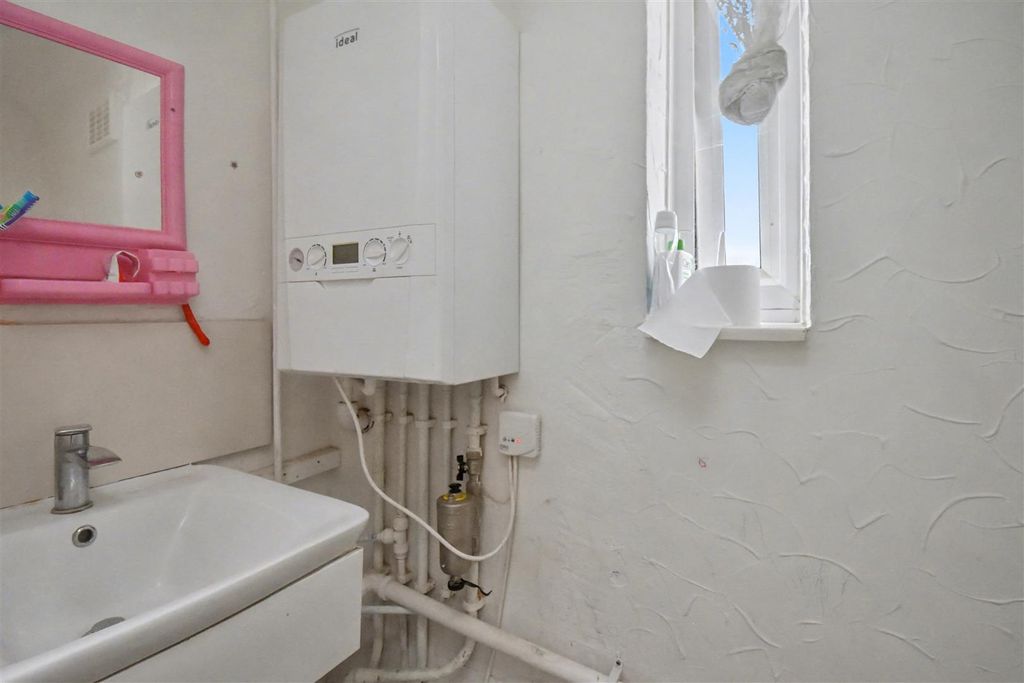 Additional image 11 of 2 bed end terrace house for saleNN17, Kingsthorpe Avenue, Corby