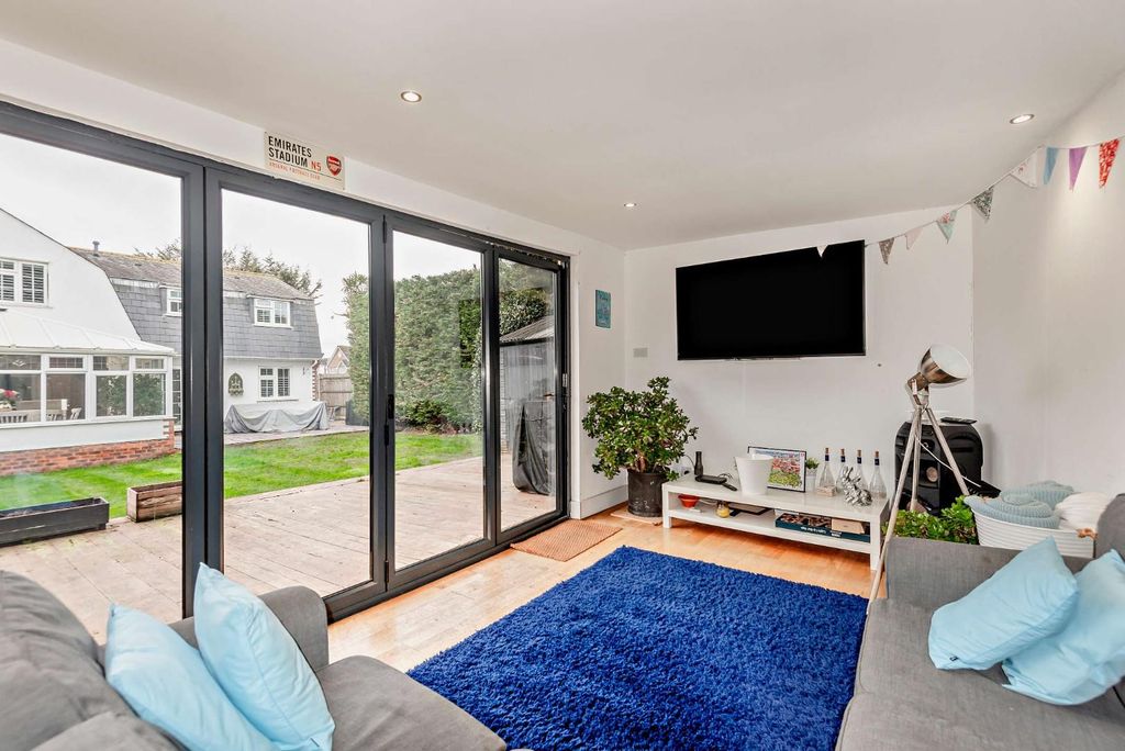 Additional image 6 of 5 bed detached house for saleThe Drive, Ashford TW15