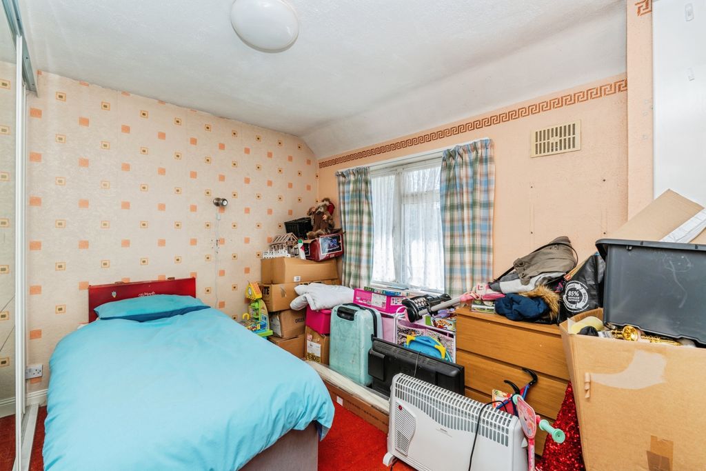 Additional image 15 of 3 bed semi-detached house for saleCotswold Road, Southampton SO16