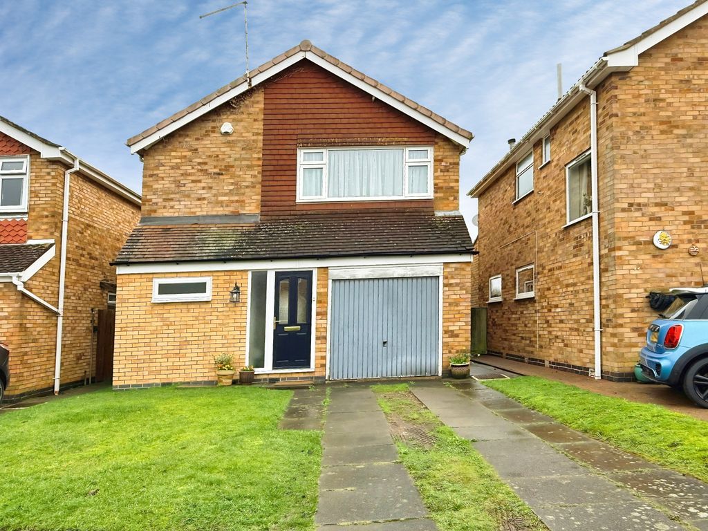 3 bed detached house for saleColeman Road, Fleckney, Leicester LE8