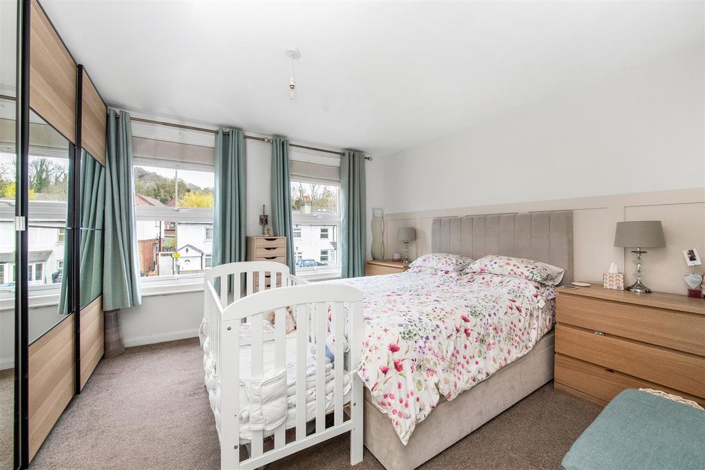 Additional image 7 of 2 bed terraced house for saleGodstone Road, Whyteleafe CR3