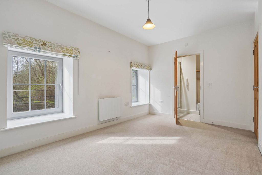 Additional image 6 of 2 bed flat for saleWitan Way, Witney OX28