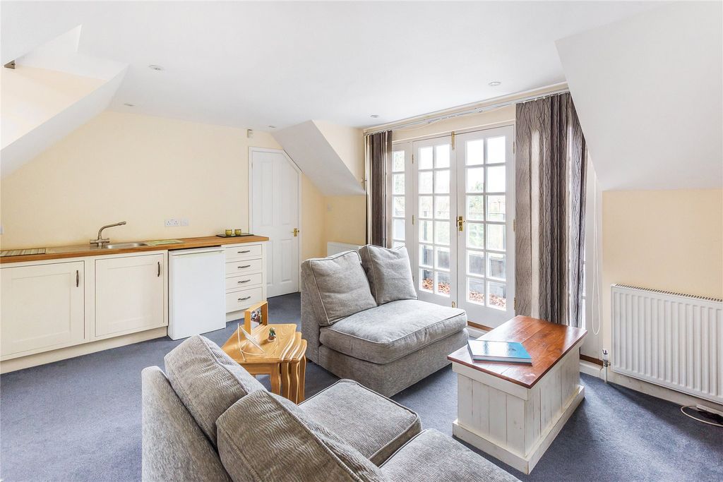 Additional image 22 of 5 bed detached house for saleHook Heath, Surrey GU22